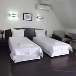 Enchevi Hotel