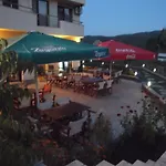 Hotel Enchevi 2*