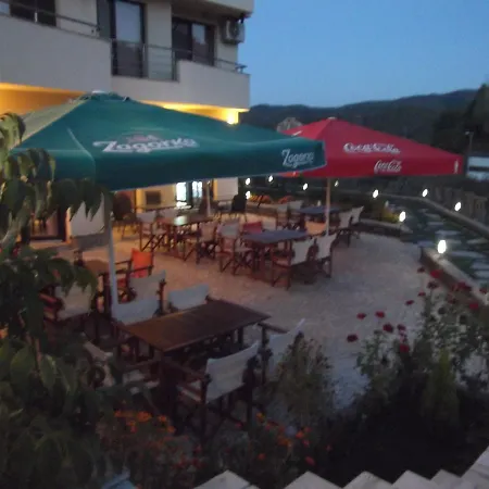 Hotel Enchevi 2*